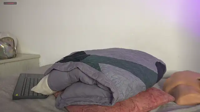 Онлайн чат XXX pocahotass_11