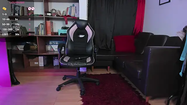 LiaTaylorr Live XXX-Chat