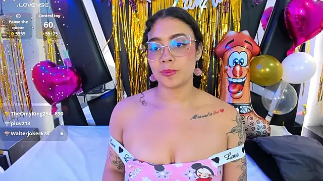 Živý XXX chat antonelllepiercee