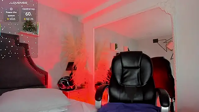 Czat XXX na żywo – EmiliaRose_