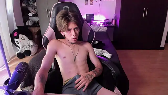 xIce_Boy Live XXX-Chat