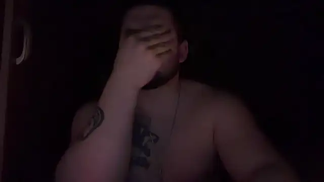 XXX chat uživo modela chiraq1945