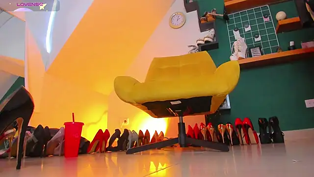 Ashley_leon_'s Live XXX Chat