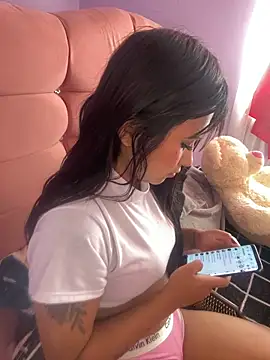 Miaa_coopeer élő XXX-chatje