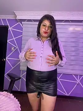 Chat XXX ao vivo de MiiaaJoness