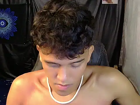 hugekenbigcock Webcam-Show