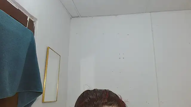 Thalian Live XXX Chat