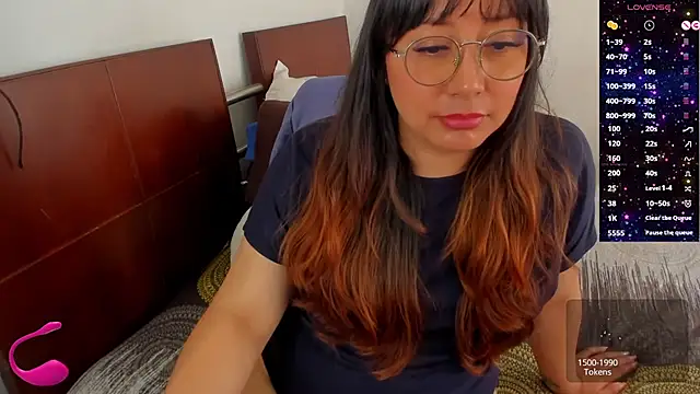 Chat XXX en directo de ella_harry