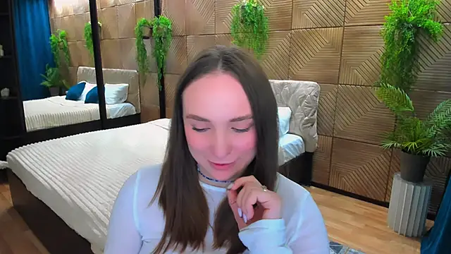 TrueReincarnation Chat XXX live