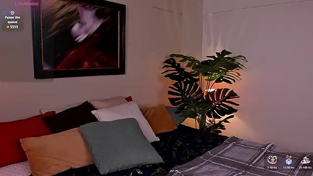 Sunny_Teaze Chat XXX in diretta