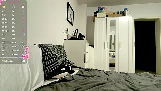 MaydaCornwall: онлайн-секс-чат