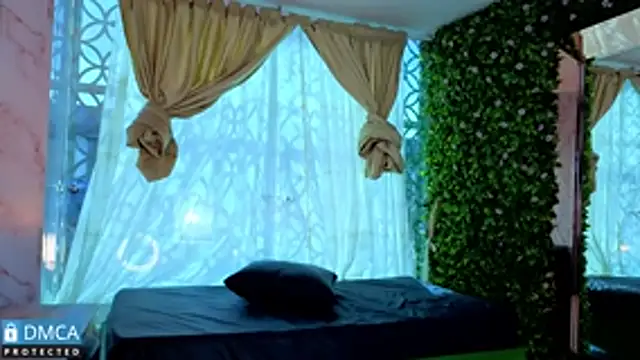 Chat +18 de nena_cupcake_ ao vivo