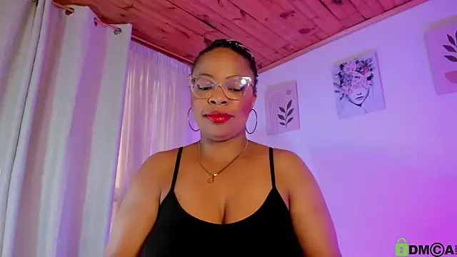 Lauraricci__ Live XXX-Chat