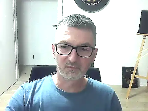 SilkenQuip's Webcam Show