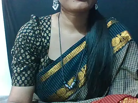 แชท XXX สดของ Thilothama_Vaishu