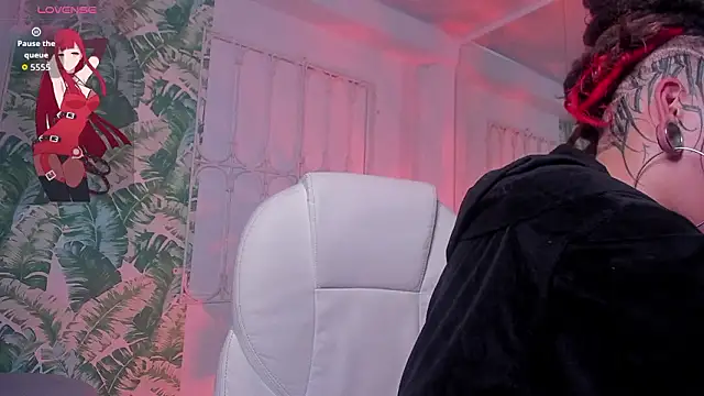 _sharlotte777 Adlı Modelin Canlı XXX Sohbeti