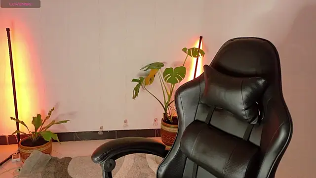 Chat +18 de Sarasavage ao vivo