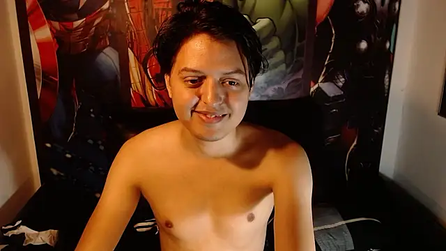 Chat +18 de Kevin_Charless ao vivo