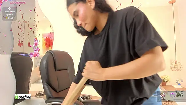 sweetrose_01: онлайн-секс-чат