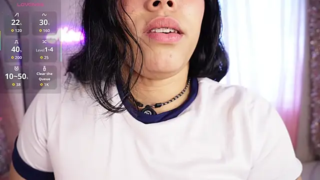 Natasha__Sccott élő XXX-chatje