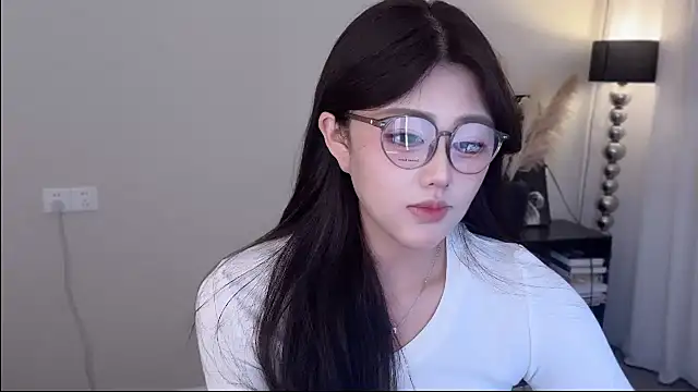 Cure-uuuuuuuu's Live XXX Chat