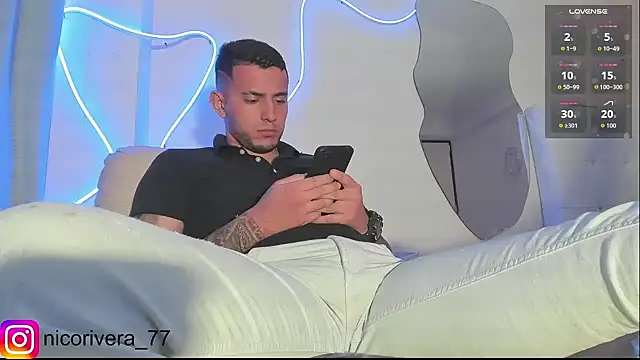 nico_rivera Chat XXX in diretta