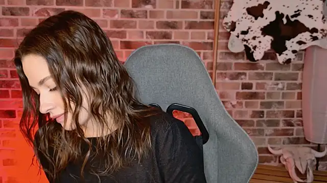 Chat +18 de KiraVair ao vivo