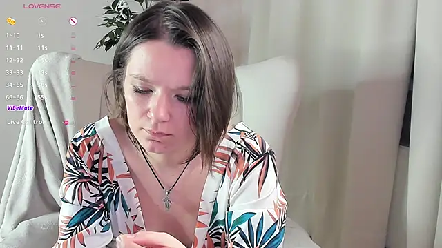 KiraRogers Live XXX-Chat
