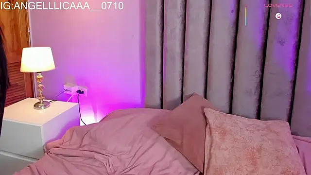 Little_Angelica18 Live XXX-Chat