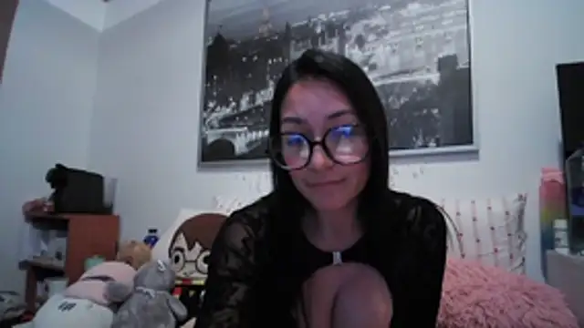 Yulian_Milf's Live XXX Chat