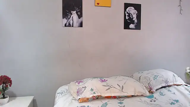 arianna_rossi11 élő XXX-chatje