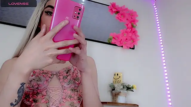 Show de webcam de KateHadid