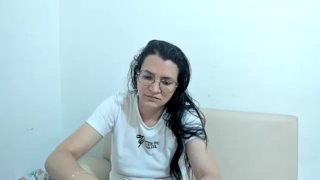 MARILYN_GARCIA 现场XXX聊天