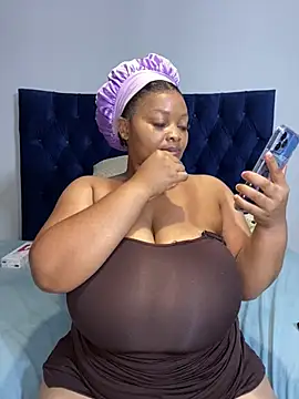 Chat XXX ao vivo de YummyEbonyTits