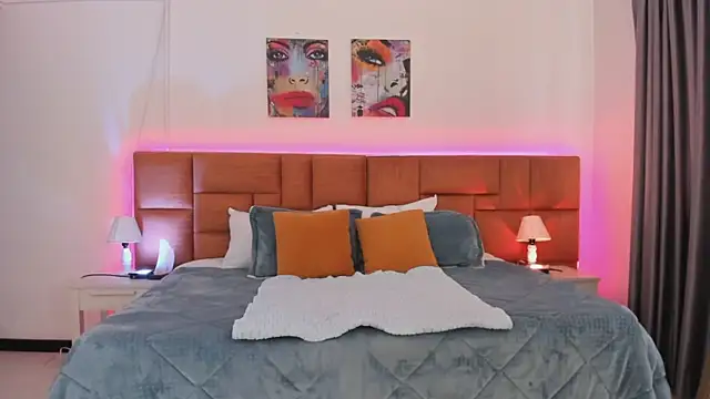 Regina_blum লাইভ XXX চ্যাট