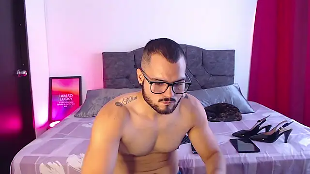 Chat +18 de yourfavoritesbj ao vivo