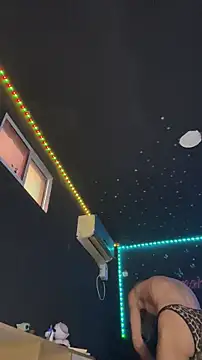 Chat +18 de naho_love ao vivo