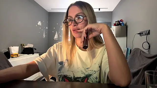 Chat XXX Live SoftnessMila