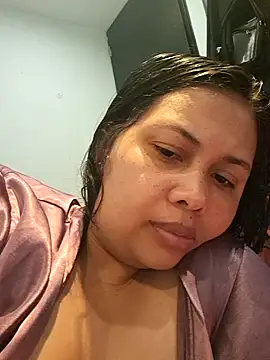 Alessandraa- – Naživo XXX chat