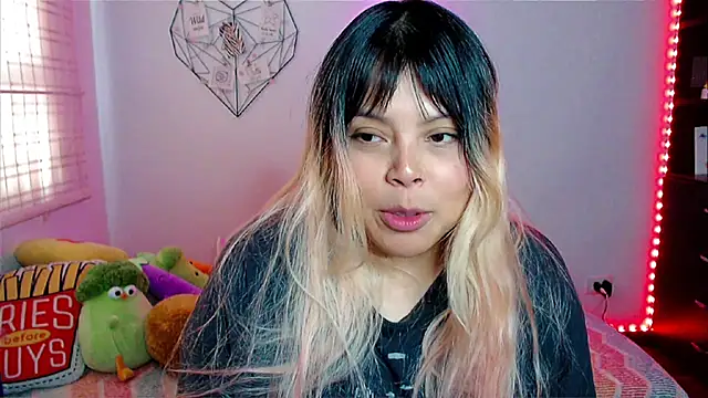 EllieMoonX webkamerás műsora