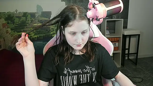 KiraDuvall live XXX chat