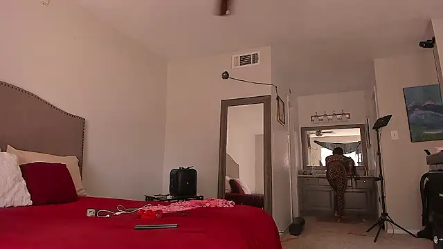 yiauana Chat XXX live