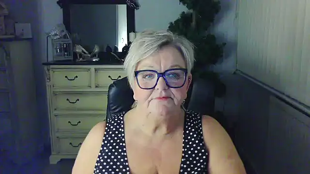 BridgetBlueEyesのウェブカメラショー