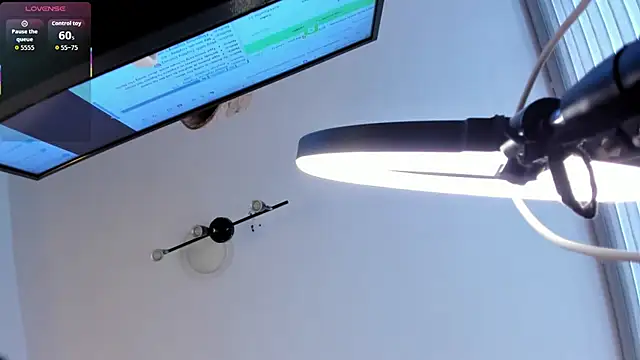 LIZ_HOLMES Live XXX Chat