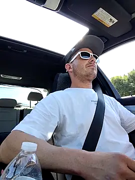 Roberts8inchcockn Live XXX chat