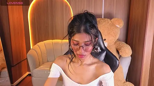 Alina_b_ Live XXX Chat