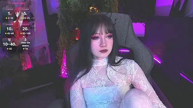 แชท XXX สดของ LiliLuna