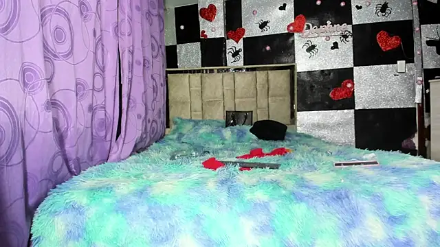 Show Webcam de skinnyanddaphne