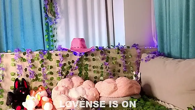 Онлайн чат XXX AngelicRice