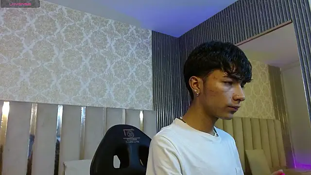 osamu_tay – webcam-show